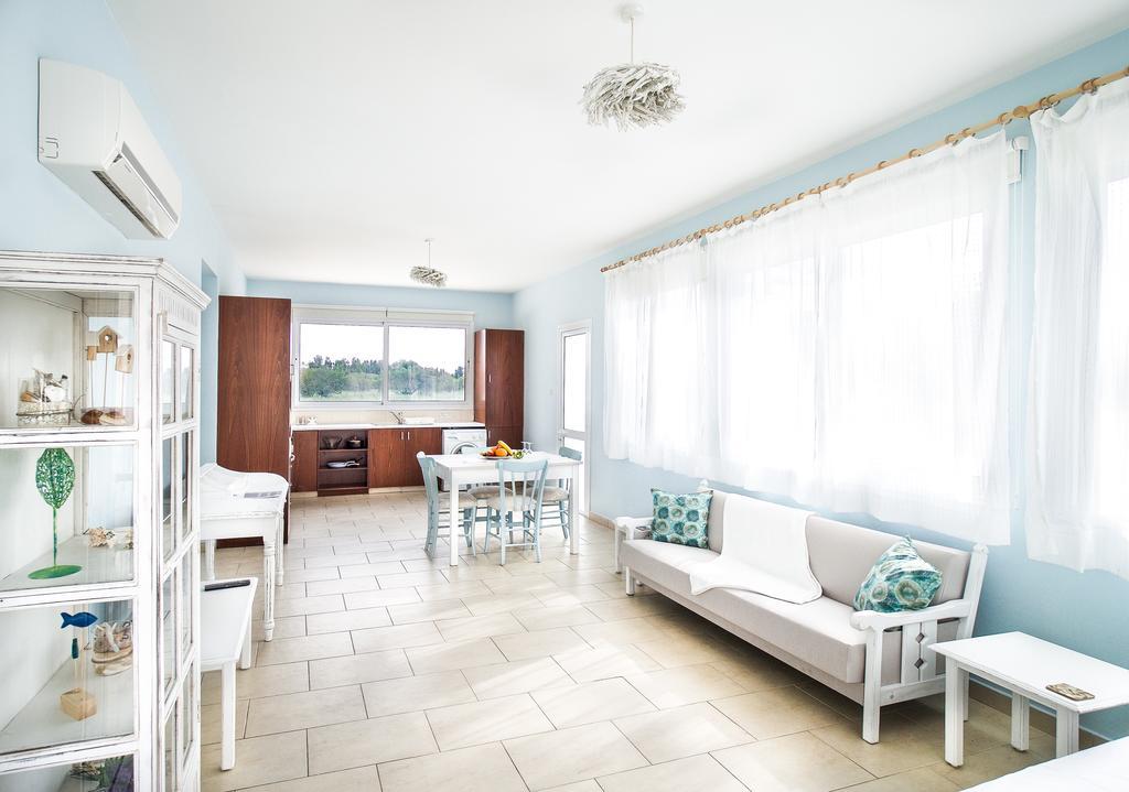 Alcyone Beach House Voroklini Exterior foto